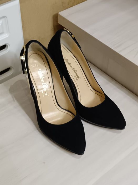 Итальянские женские туфли 38 размера