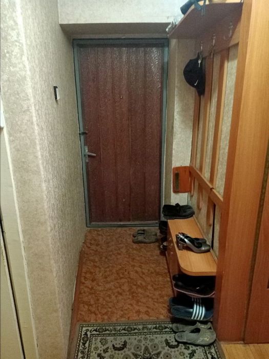 Продаётся 3-комнатная квартира в Шайхантахурском районе (Ц-13, Лабзак)