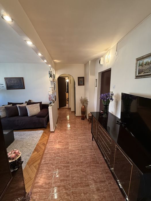 PF apartament prima inchiriere!