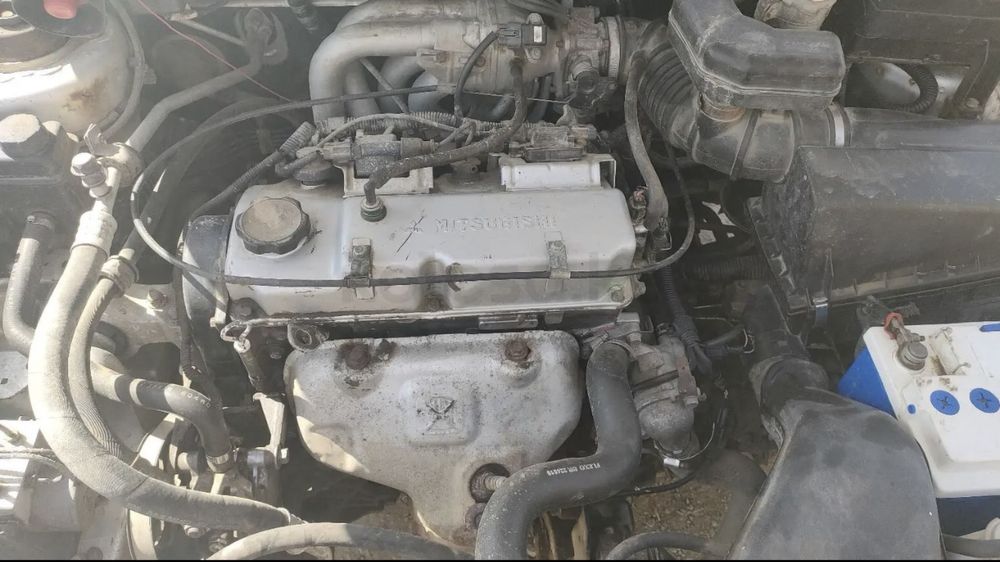 Продам Mitsubishi Space Star 2001 года