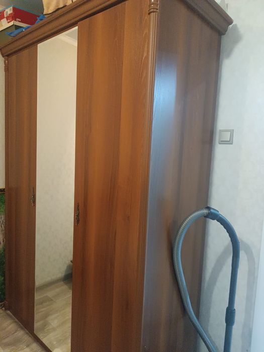 продам спальный гарнитур