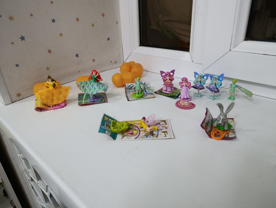 Игрушки Киндер, игрушки чупа чупс