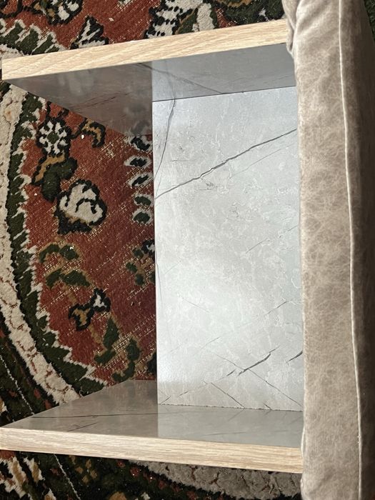 Продам стулья новые