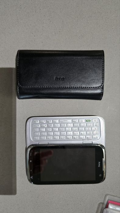 Телефон HTC в добро състояние