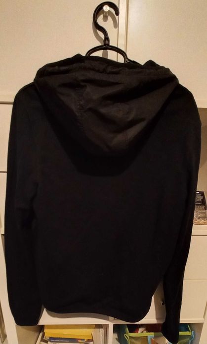 Jacheta sport Prada cu gluga mas S culoare Neagra