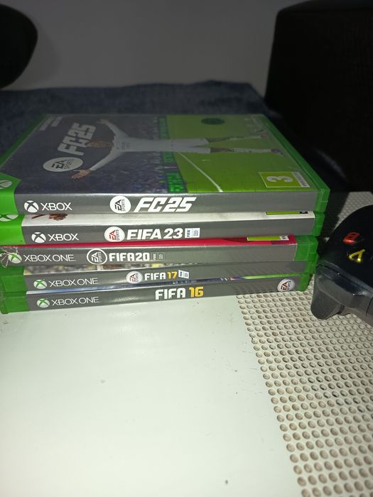 De vânzare Xbox one s