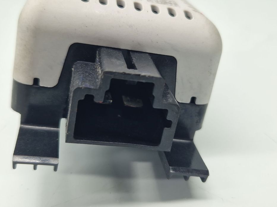 Amplificator antena  Volkswagen Golf 7 (5G) [Fabr 2014-prezent] 5Q003
