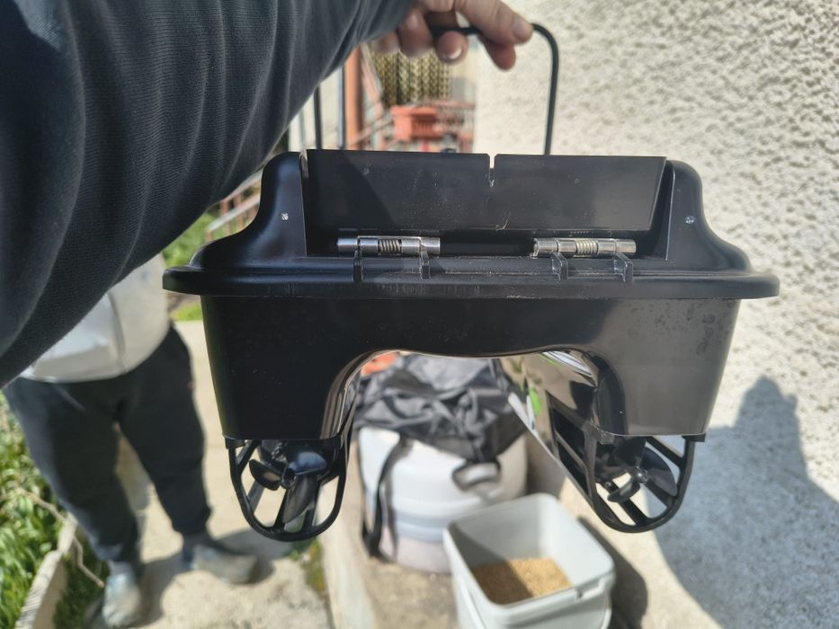 Лодка за захранка