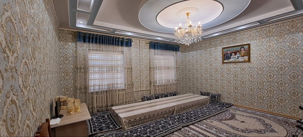 ХОВЛИ уй-жой сотилади!!!