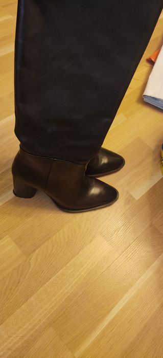 Cizme din piele naturala, brand Zara, negru, mărime 38