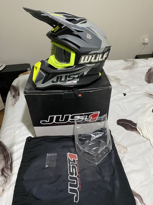 Каска Just1 J18