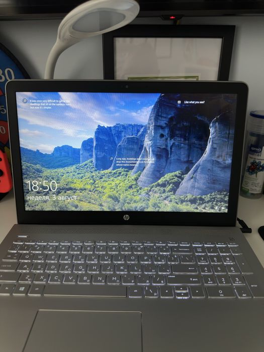 HP Pavilion 15-cd000nu | AMD A12 | 12GB RAM | 256GB SSD | Radeon 530 |