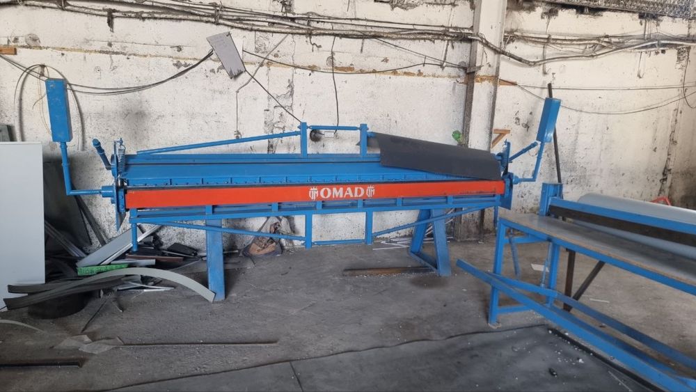 Листогибочный станок метала