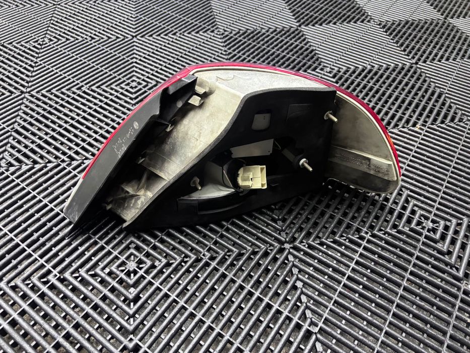 Stop stanga spate seria 7 e65 lci