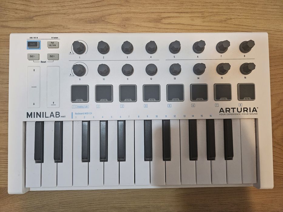 Arturia MiniLab MKII – Ca nou, cutie originală