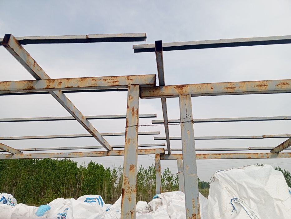 Прилавка сотилади 2.5 га 18 метр бозорчалар дуконлар учун мустахкам