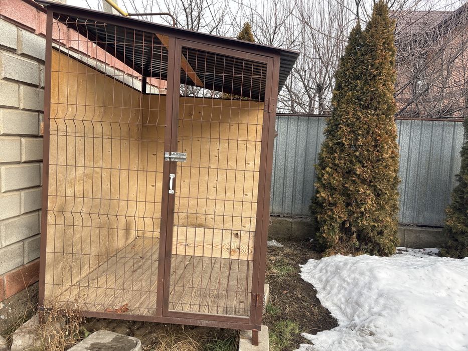 Вальер хороший из дерево