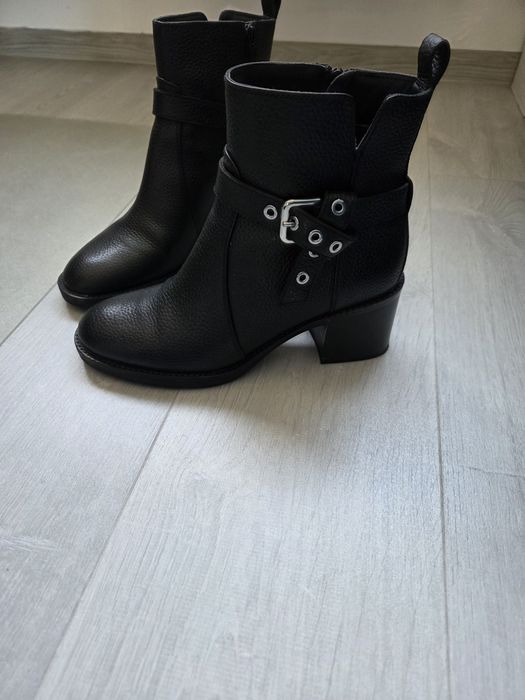 4,99 lei transport azi! Botine GEOX piele naturală, mărimea 38, ca noi!