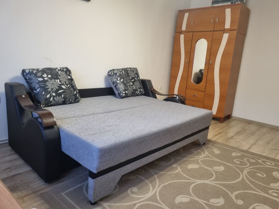 Caut colegă pentru un apartament cu 2 camere