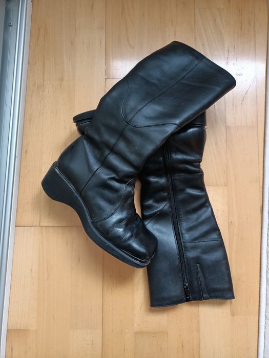 Cizme inalte din piele naturala cu talpa ortopedica