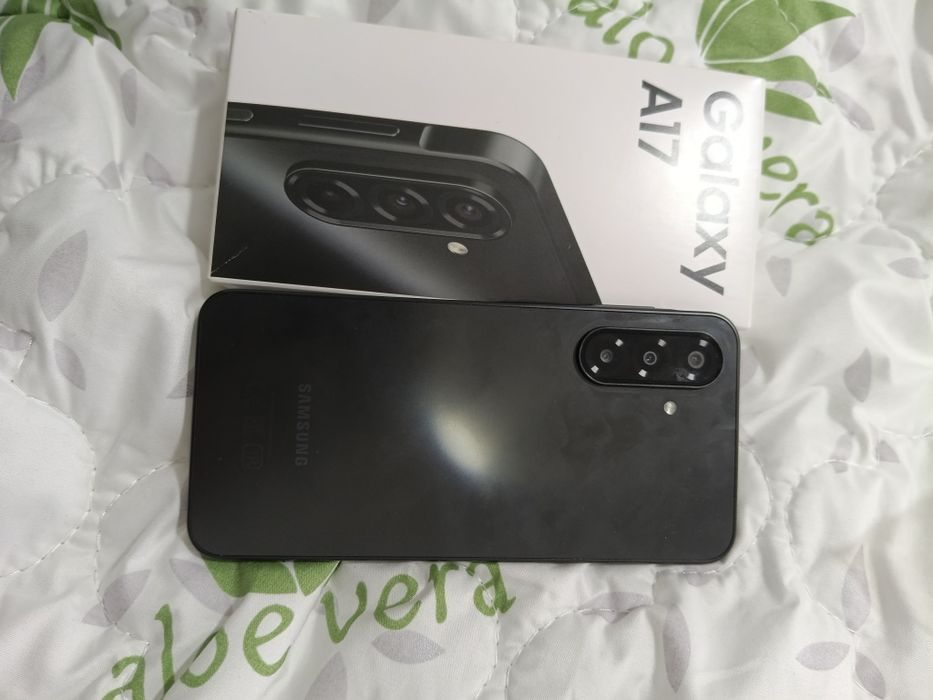 Samsung galaxy A17