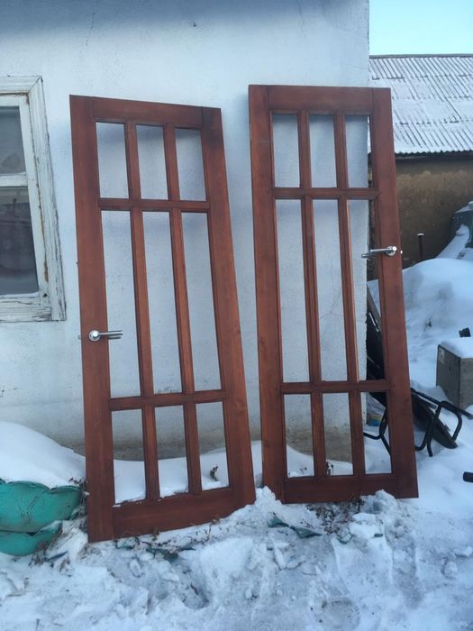 Двери продам эко чисто дерево