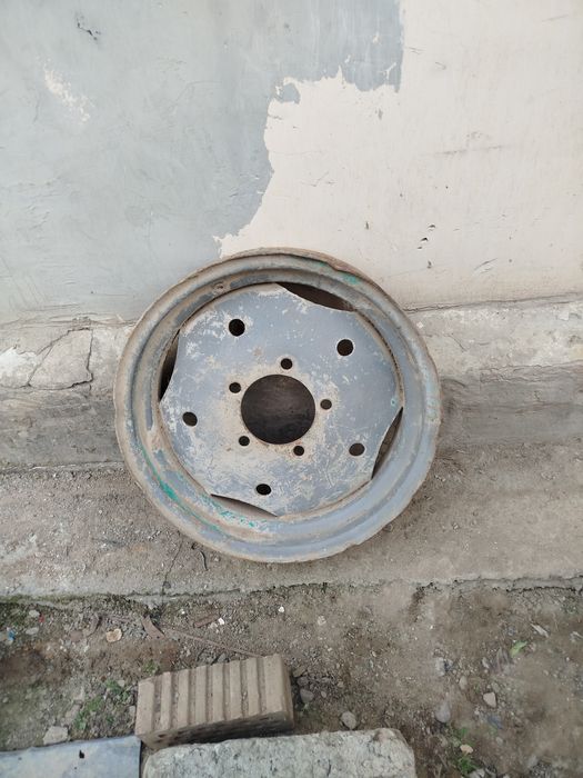 Трактор запчасти б/у