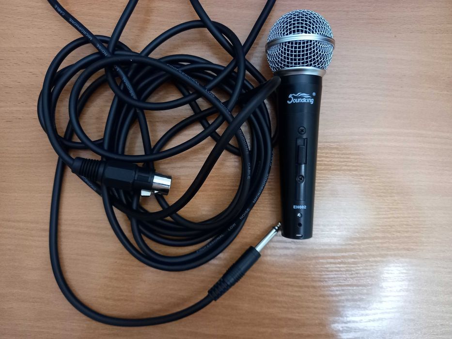 Микшер Behringer xenyx 802s