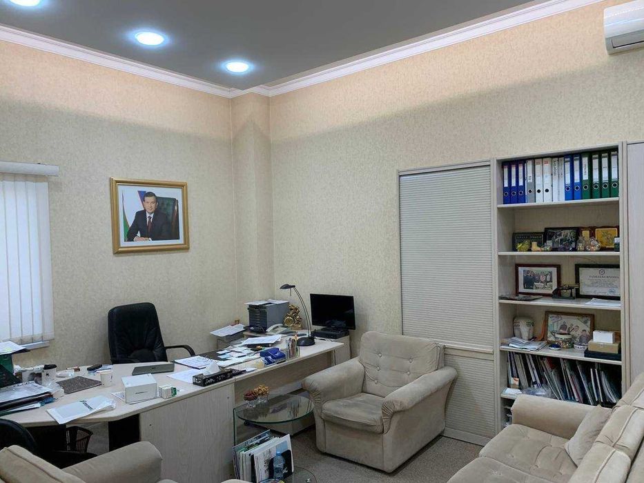 Сдается в аренду офис 1 линия Дружба Народов 220м2