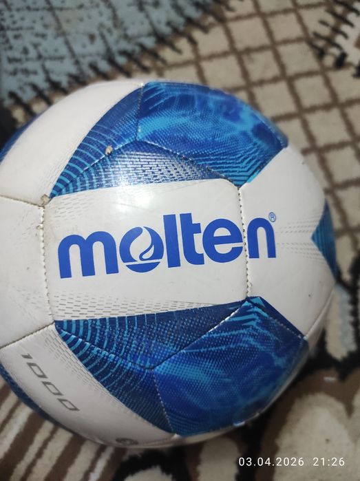 Футбольный мяч . 5 размер.