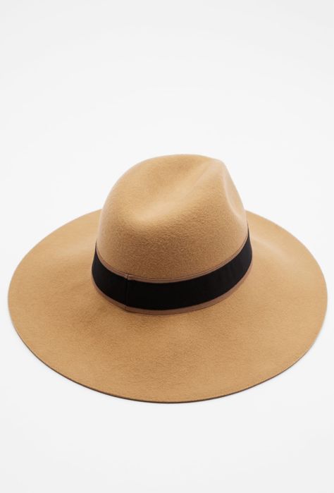 Palarie din  fetru eleganta marca  ZARA - SPECIAL EDITION
