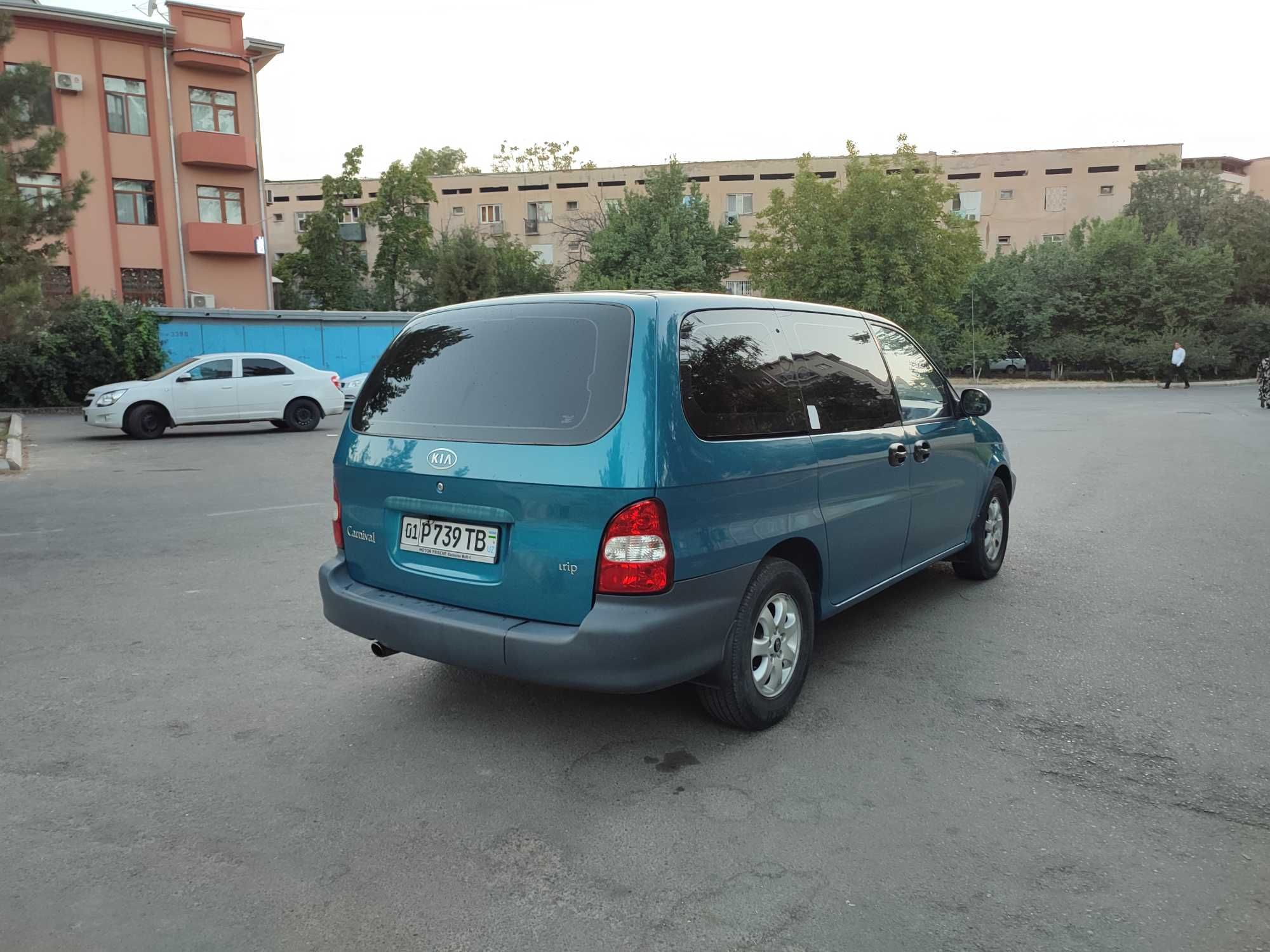 Kia Carnival 1998