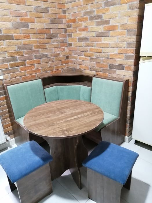 Кухонный уголок на заказ.