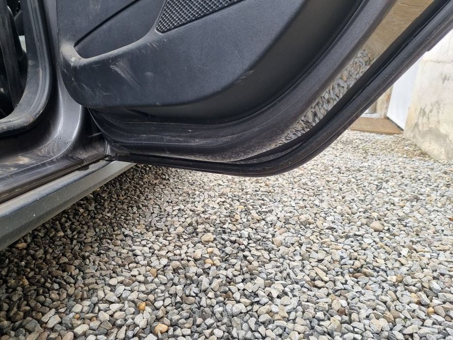 Usa Dreapta Spate Peugeot 2008 Facelift 2016 - 2019 SUV 4 Usi Gri (1271)