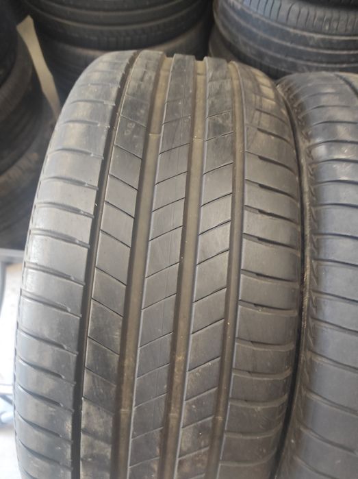 245/45/19 Bridgestone