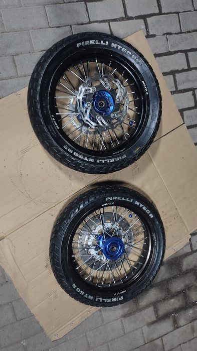 Мотарды на Эндуро, warp9, pirelli, 17 диаметр