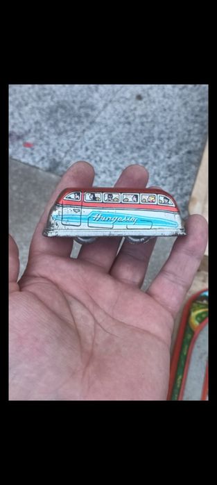 Joc cu 3 Mașinuțe din Tablă