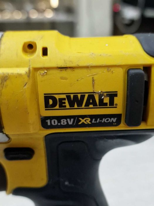 Акумулаторен ударен гайковерт DEWALT DCF815