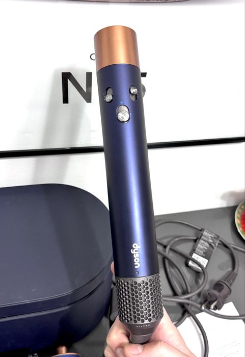 Dyson AirWrap multistyler