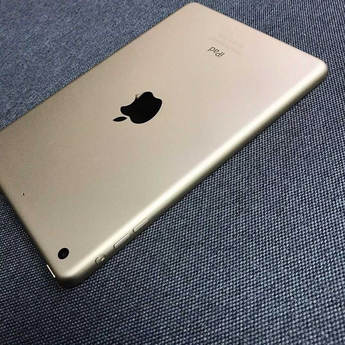 Apple iPad mini 3 16GB Gold 7.9-инчов таблет Модел A1599