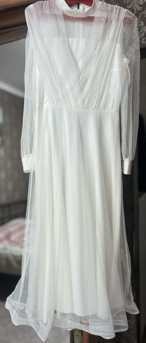 Продам торжественное платье