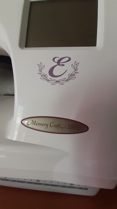 Продам вышивальную машинку