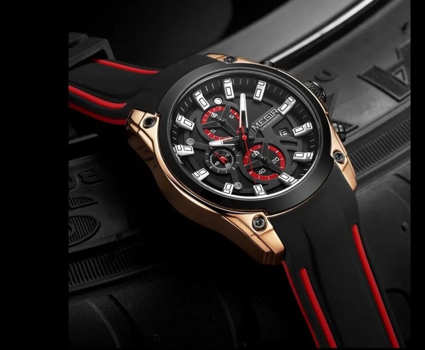 Продаются часы кварцевые