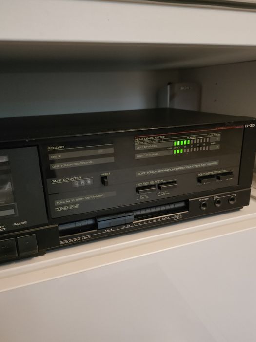 Casetofon Japan deck Nikko D35