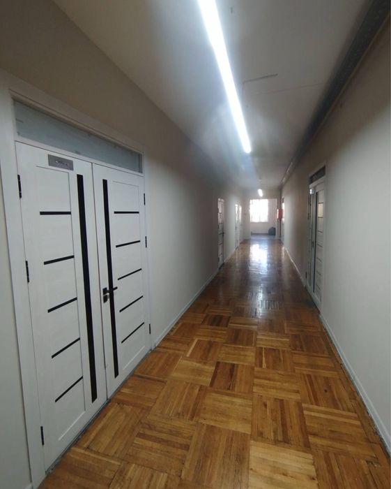 Аренда под офис 24м2 Лабзак, Урда метро Мустакиллик! 4.5 млн сум!