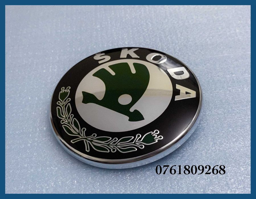 Emblema Skoda pentru portbagaj / haion cu logo verde 80mm
