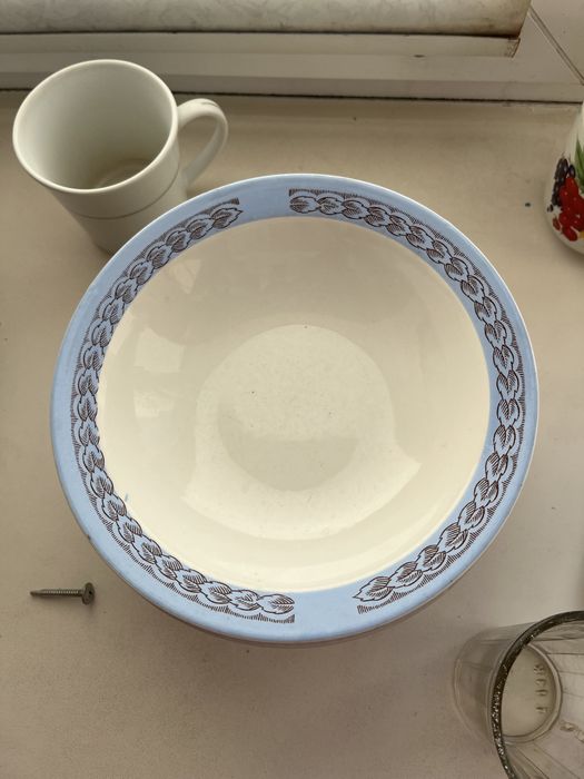 Продам посуду срочно