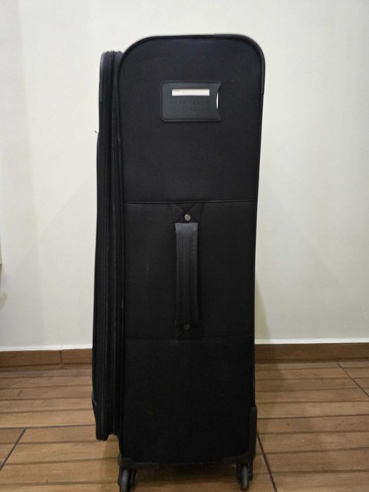 Чисто нов куфар Perry Ellis