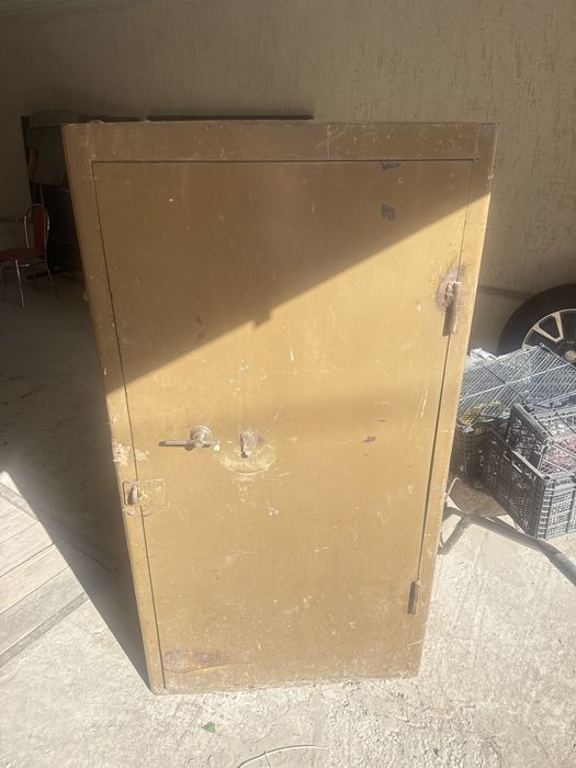 Продам оружейный сейф 150/50