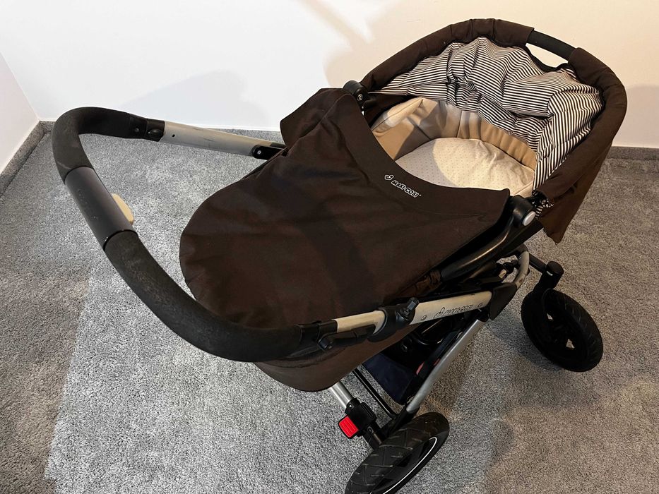 Carucior Maxi Cosi Mura 4 + landou si accesorii